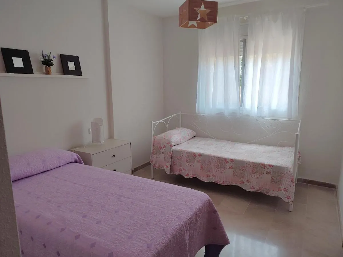 Apartamento Con Piscina 卡萨雷斯 公寓