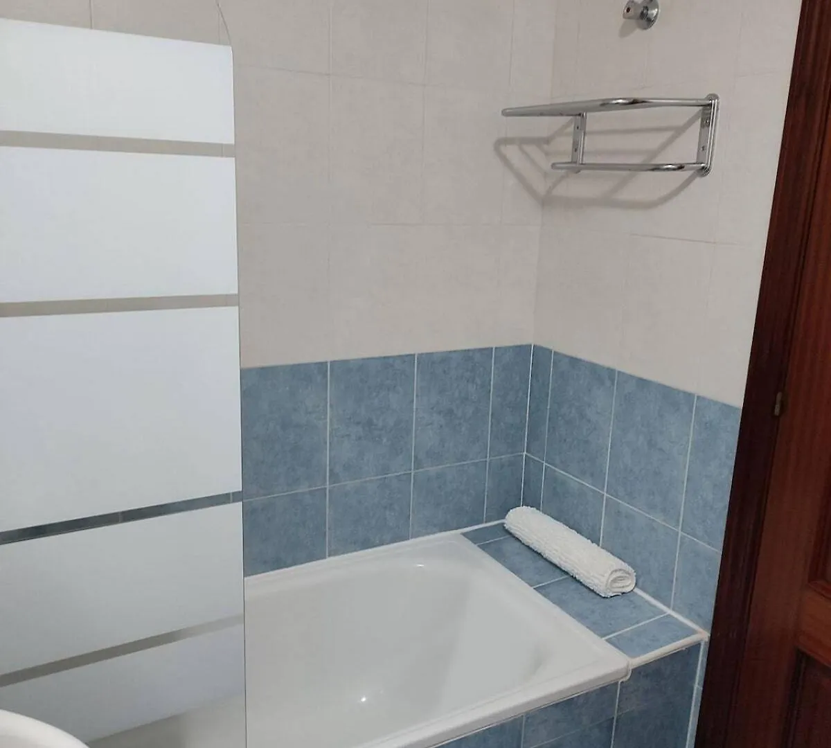 Apartamento Con Piscina 卡萨雷斯